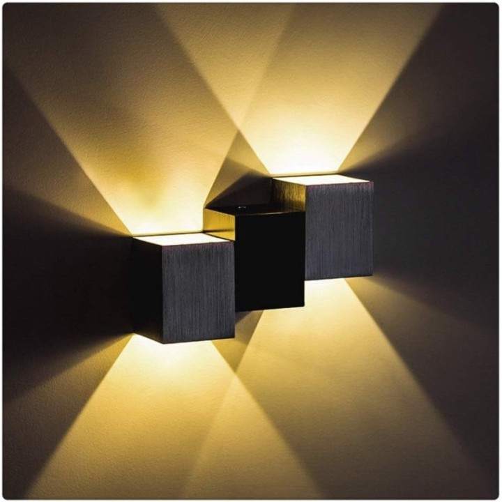 Lámpara de pared exterior triple (negro con cromado)