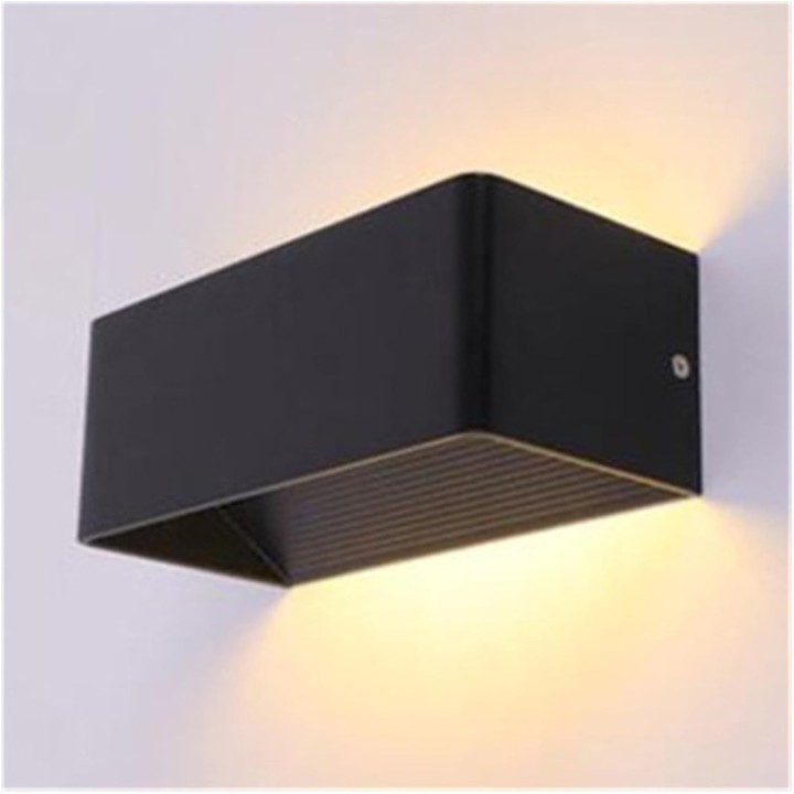 Lámpara de pared exterior tipo rectángulo negra o blanca