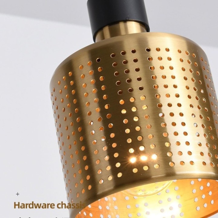 Lámpara colgante vaso dorado con detalle